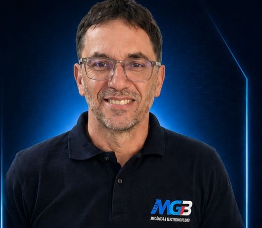 Bruno Christia — fundador de MGB, técnico certificado en vehículos eléctricos e híbridos